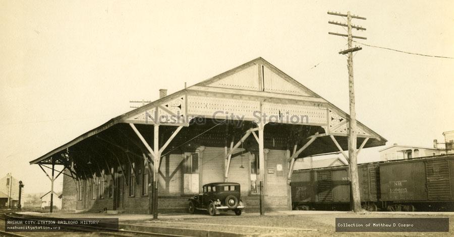 Postcard: New York, New Haven & Hartford Station, Webster, Massachusetts